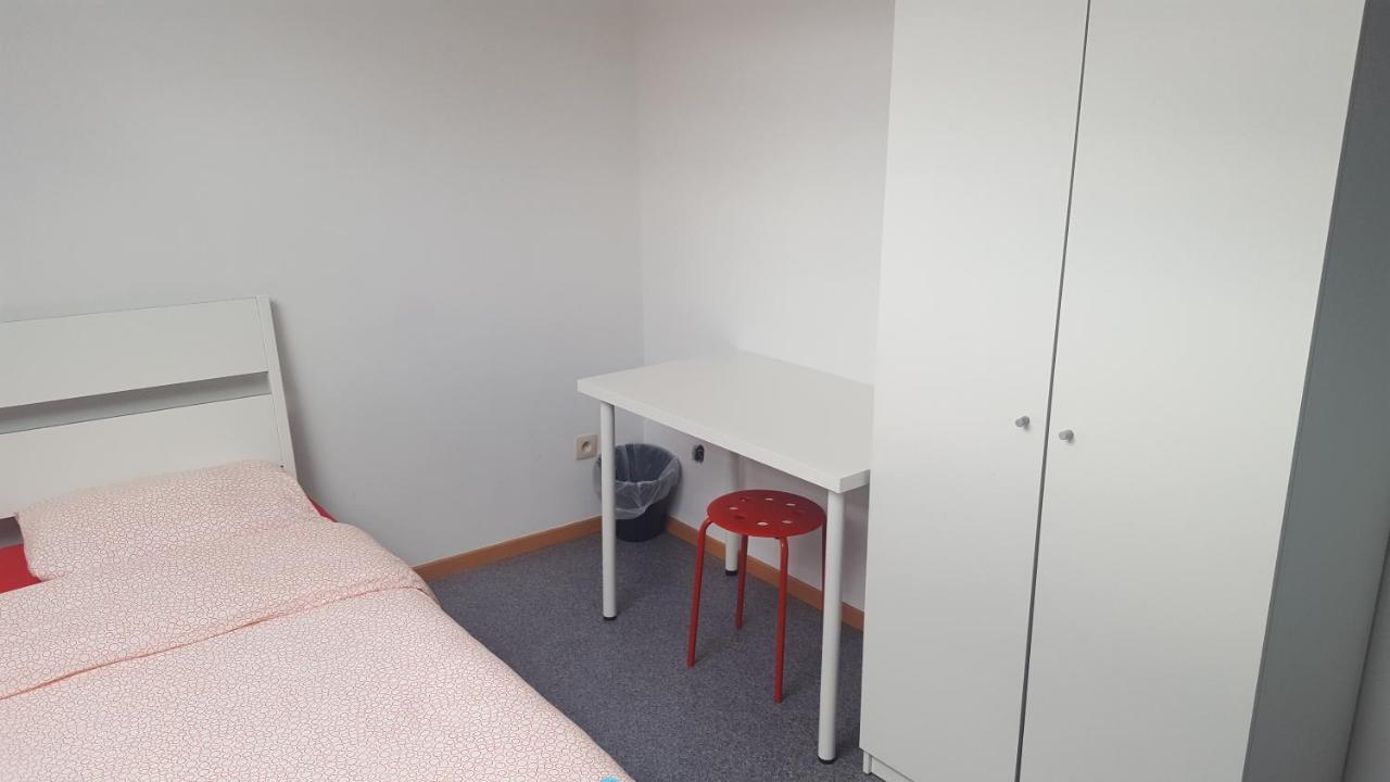 Du Moulin Room Liege Bagian luar foto