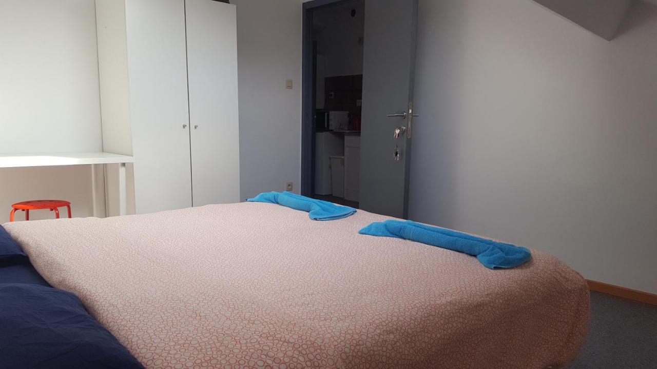 Du Moulin Room Liege Bagian luar foto
